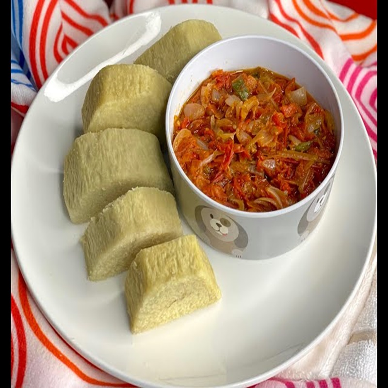 Boiled Yam with Tofu or Mushroom tomato sauce